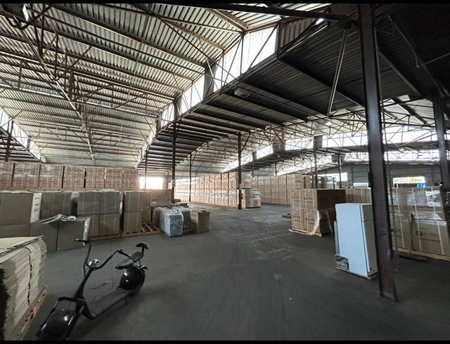 6,225M² WAREHOUSE TO LET IN CHLOORKOP